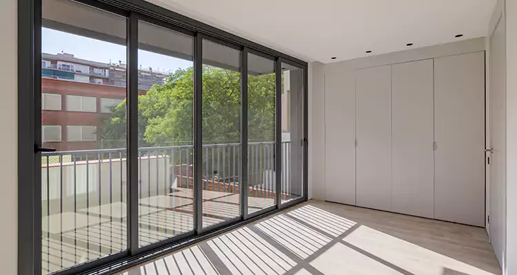 Balcony Sliding Glass Doors in Riverview, FL