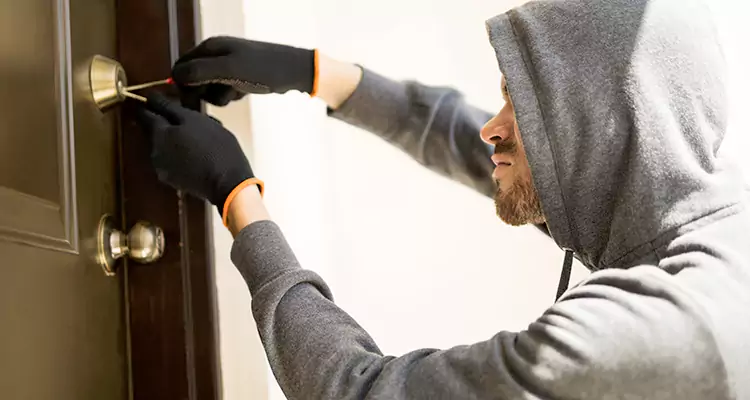 Emergency Motel Lock Repairs—Available 24/7 in Riverview, FL